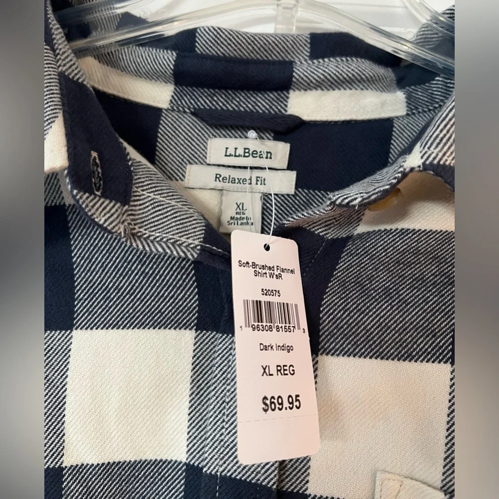 L.L. Bean Navy and Cream Checkered Button-Down Shirt - Picture 3 of 7